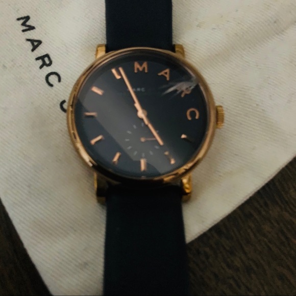 Marc Jacobs watch - Picture 3 of 5